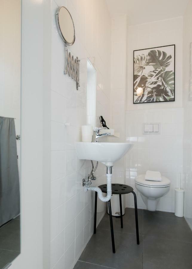 Baixa24 •P1L• Amplo Estudio Na Baixa Com Varanda Porto Buitenkant foto